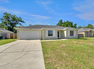 608 E 1st St, Apopka, FL 32703