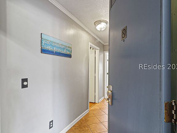 3rd image of 40 Folly Field Rd APT B122