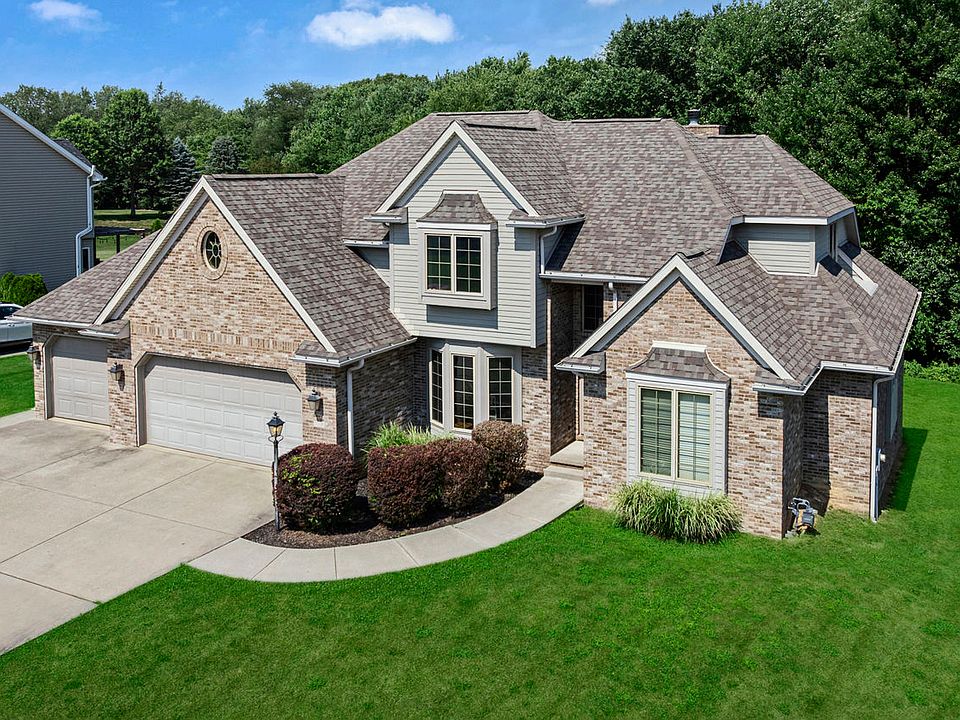 1st image of 136 Meadow Dr
