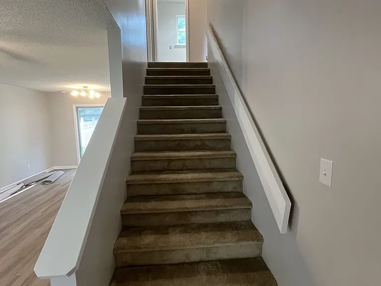 7322 Albert St — Photo 12