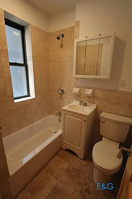 Rented by E and G Realty Group | media 16