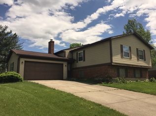 7816 Chantilly Dr, West Chester, OH 45069