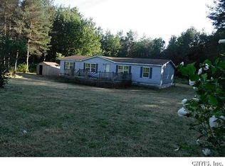 351 Stewarts Corners Rd, Pennellville, NY 13132