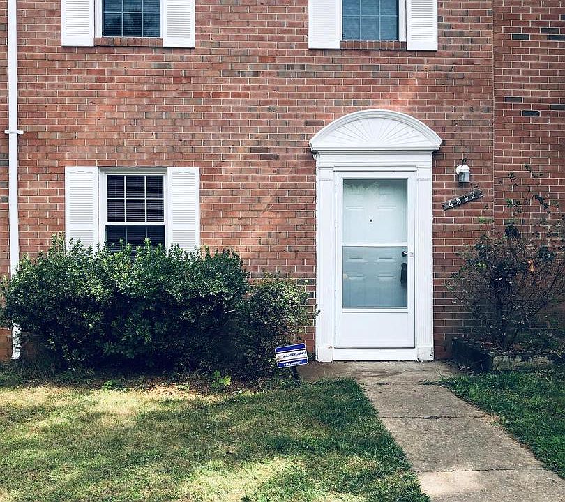 1st image of 4592 Central Park Dr