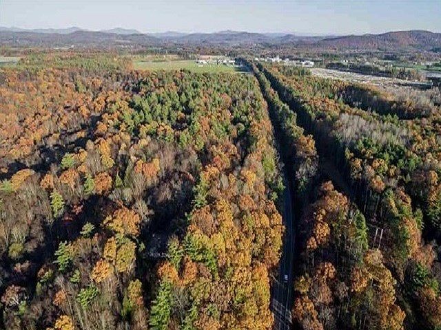 2nd image of 167 State Route 29