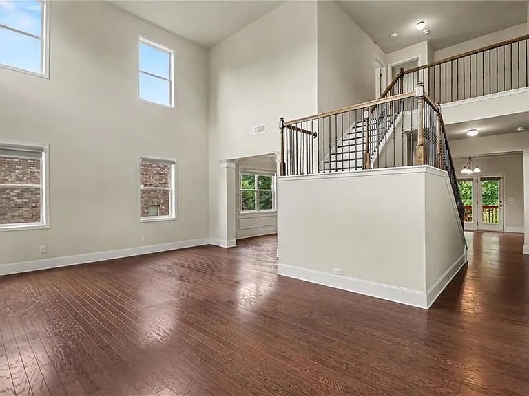550 Nichols View Way — Photo 13