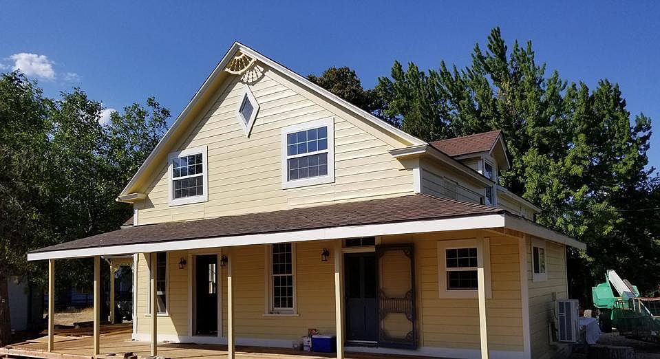 1st image of 303 Pine St #A