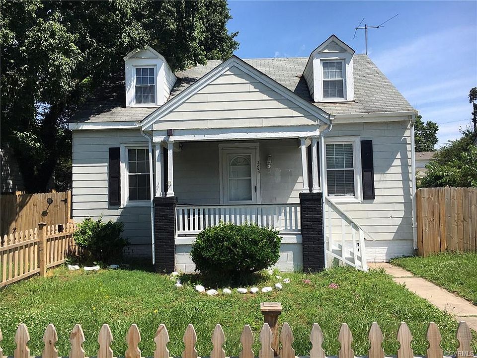 1st image of 2705 Lochaven Blvd