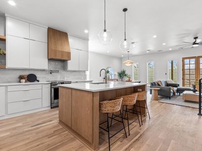 1703 Sicily St, Dallas, TX, 75203