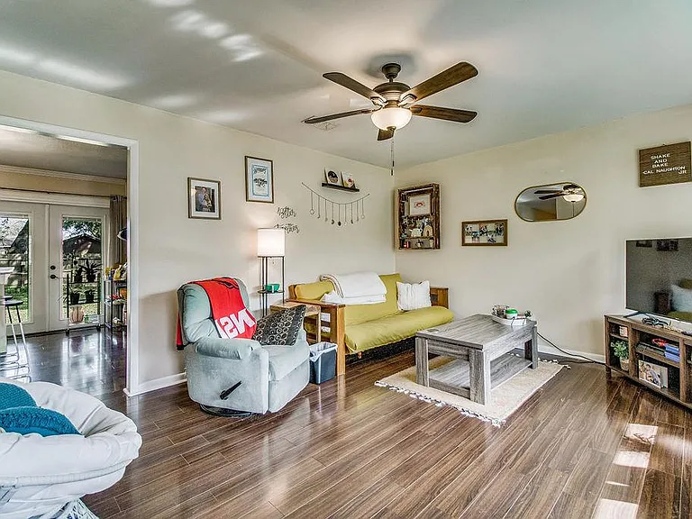 2172 Atwood Dr — Photo 4