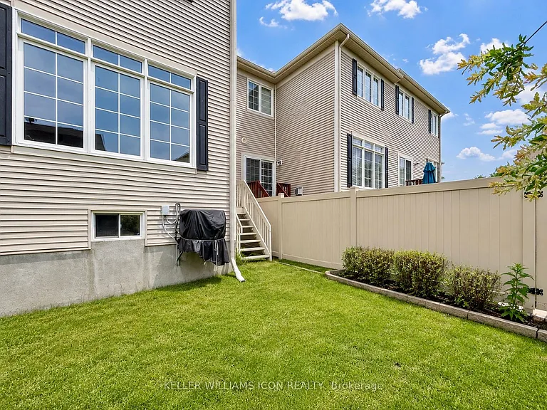 170 Laramie Cres — Photo 30