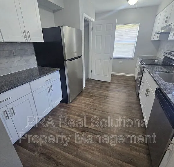 1000 E 19th Ave — Photo 11