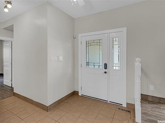 4th image of 234 Wickenden Cres