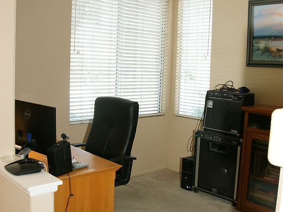 2nd image of 660 Calle Miguel
