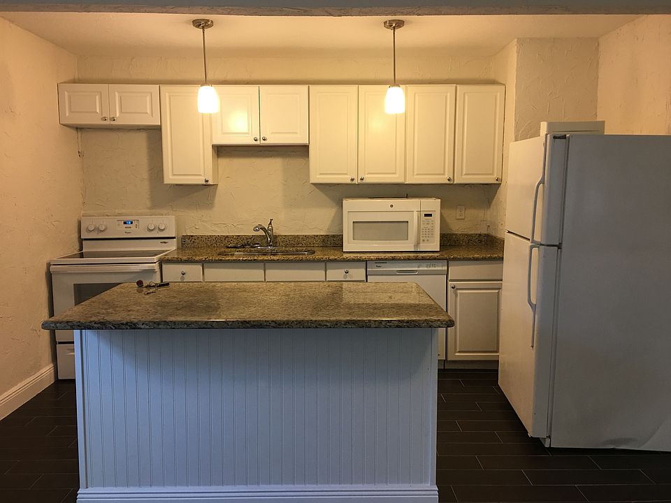 1st image of 314 S Lawsona Blvd