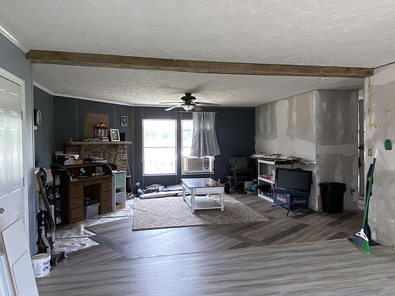 5th image of 257 Harmony Ln