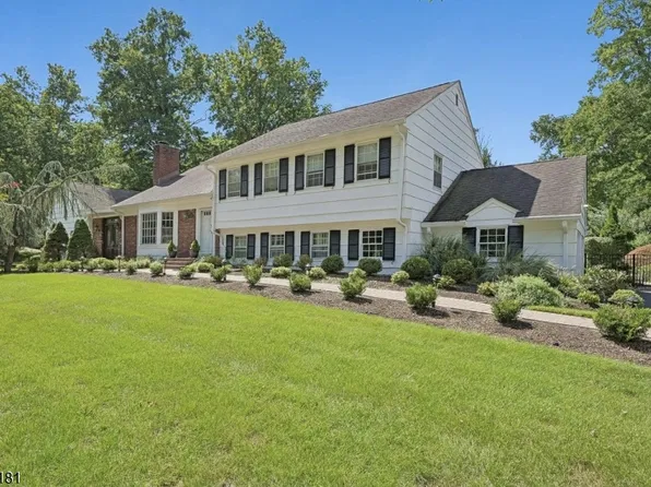 14 WESTVIEW ROAD, Millburn Twp., NJ 07078