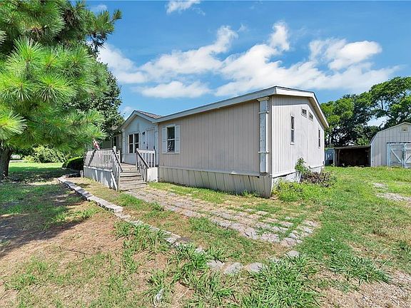 2nd image of 5785 Shady Hill Cir