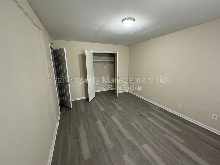6255 Alexander St #6 — Photo 19