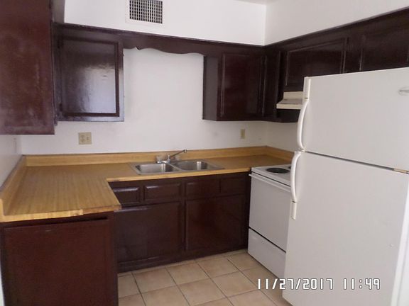 3rd image of 3743 E Blacklidge Dr #9