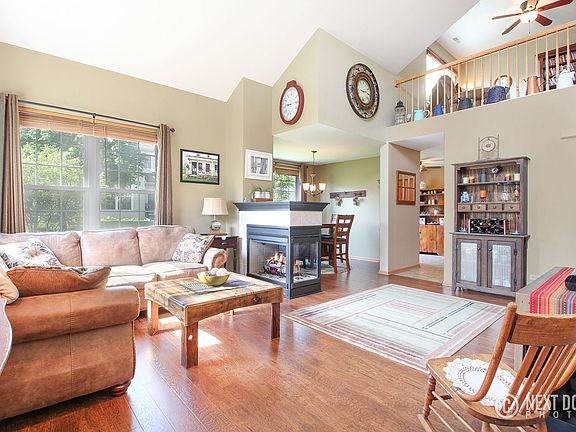 4th image of 277 Capitol Dr Unit D