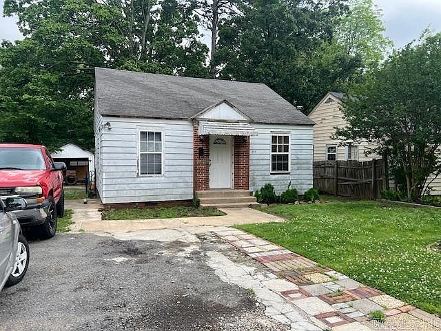 2nd image of 4518 W 25th St