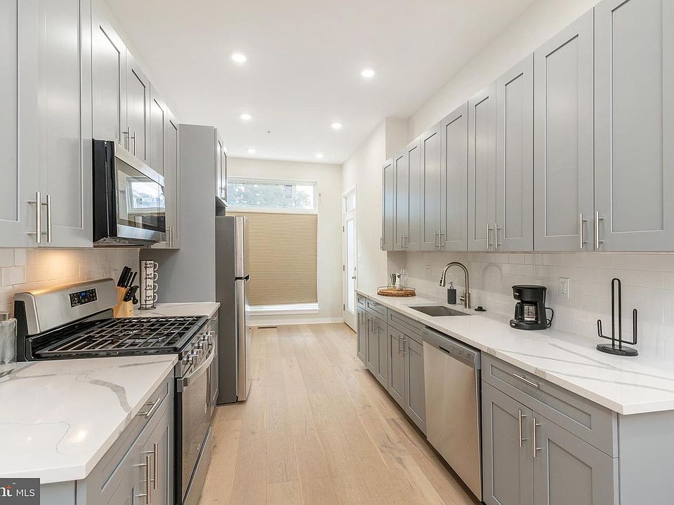 1st image of 2102 N Percy St #A