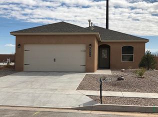 2210 Firewheel Ave SW, Los Lunas, NM 87031