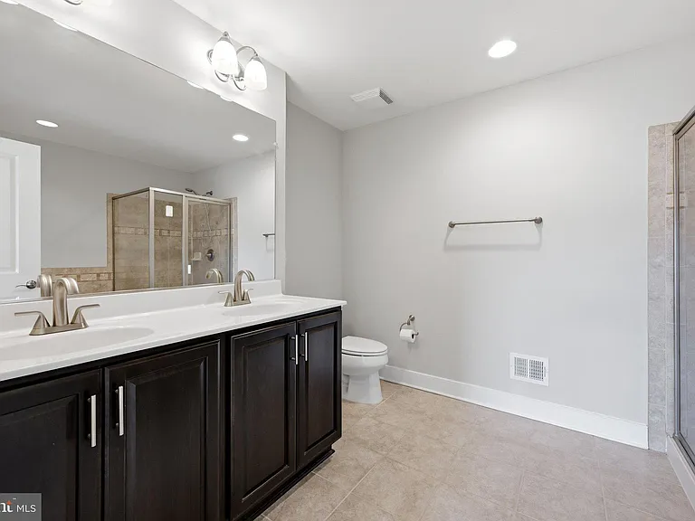 43976 Vaira Ter — Photo 19