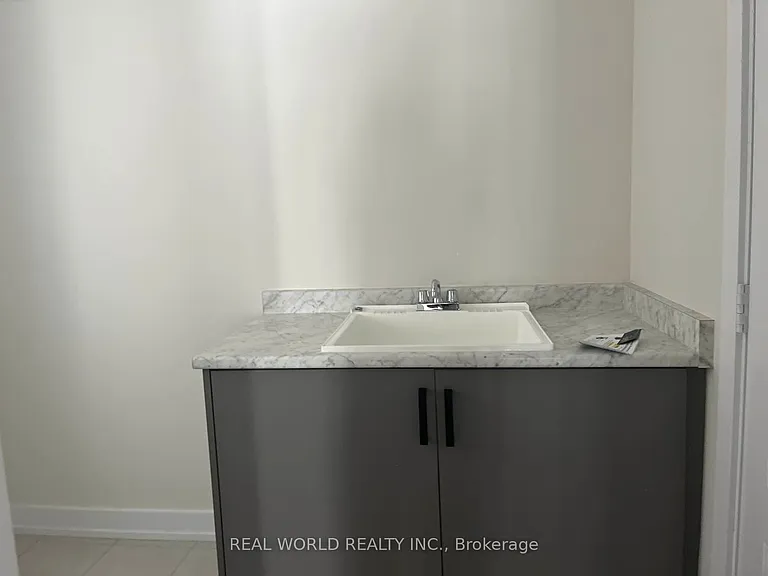 48 Credit Ln — Photo 4