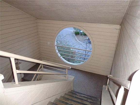 WOOD FIREPLACE IN THE LIVING ROOM, GOOD FOR COLD, WINTERY DAYS. WALK-OUT TO PATI