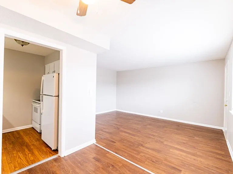 Eagle's Nest Apartments — Photo 50