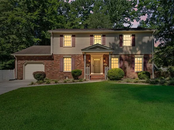 175 Cabell Dr, Newport News, VA 23602