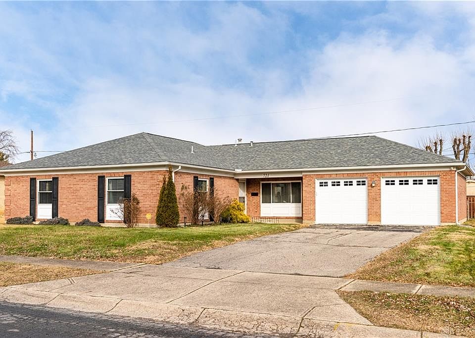 1st image of 721 Bradfield Dr