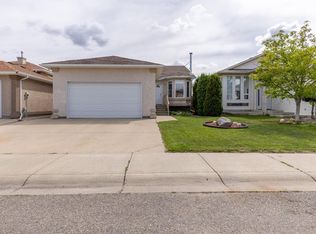389 Kodiak Blvd N, Lethbridge, AB T1H 6T6