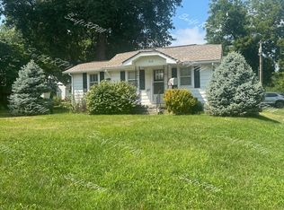 6110 Flint St, Shawnee, KS 66203