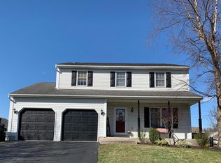 100 Wyndmead Ln, Douglassville, PA 19518