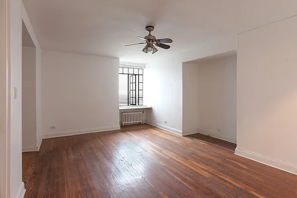 Sold by MNS | media 1