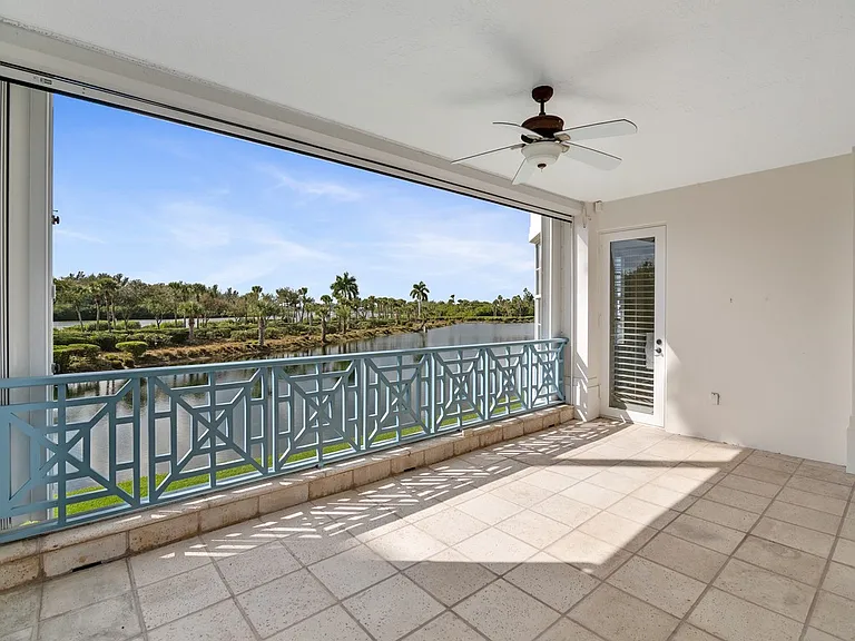 9013 Somerset Bay Ln #201 — Photo 20