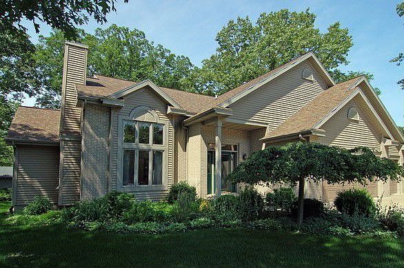 1st image of 19562 Oak Dr