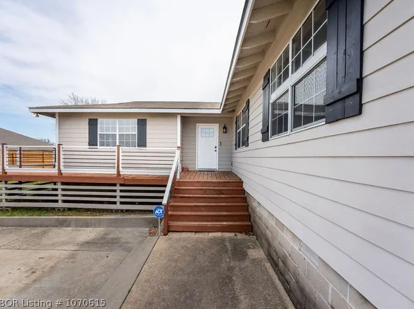 8227 Texas Rd, Fort Smith, AR 72908