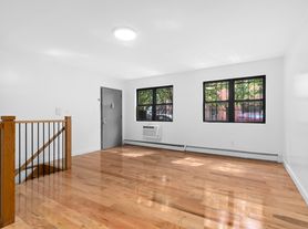 341 Tompkins Ave, Brooklyn, NY