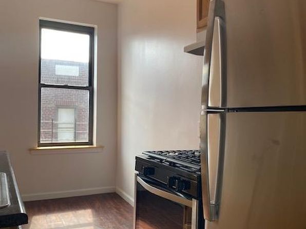 1506 150th St APT 4