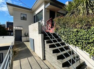 324 Aloha St APT C, Seattle, WA 98109
