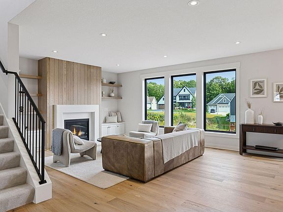 4th image of 4580 Meadowview Ln