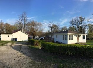 1240 N Commercial Ave, Saint Clair, MO 63077