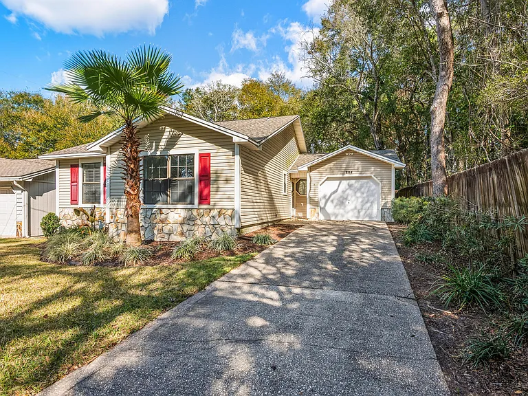 206 Esmond Ct — Photo 6