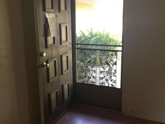 3rd image of 1675 N Solano Ave