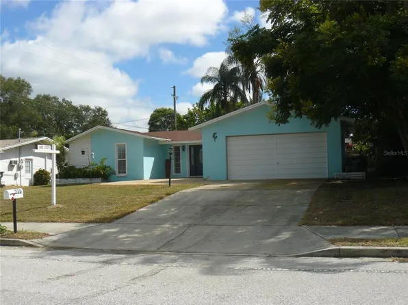 220 20th St SW, Largo, FL 33770