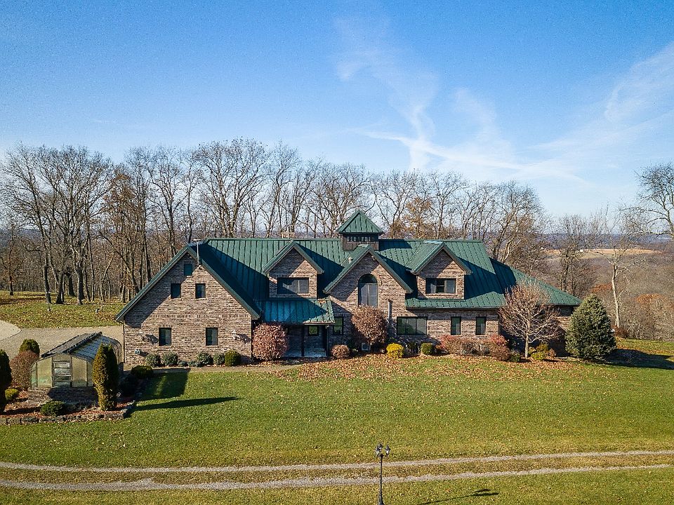 217 Hilltop Cir, Karns City, PA 16041 Zillow